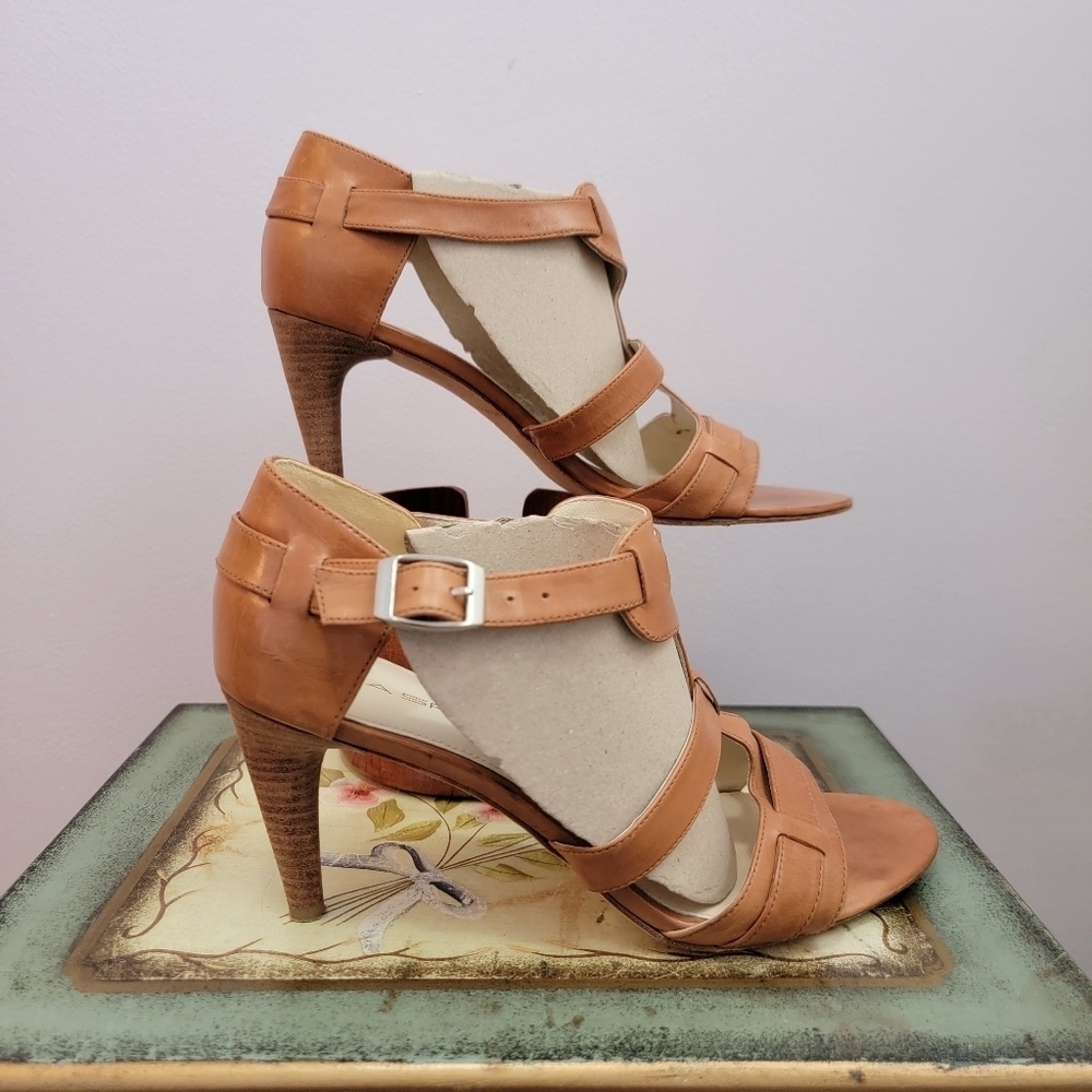 Via Spiga Hilda Cognac alwather Sandals Size 7 - Picture 2 of 8